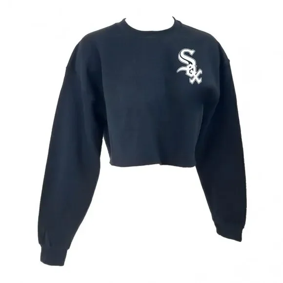 CHICAGO WHITE SOX Classic Black "Cropped" Crop Top Pullover Crewneck, Sweatshirt - Picture 2 of 6